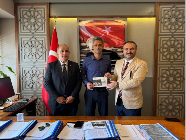 Çaycuma Kaymakamı Sayın Adem Kaya’yı makamında ziyaret etme fırsatı bulduk.