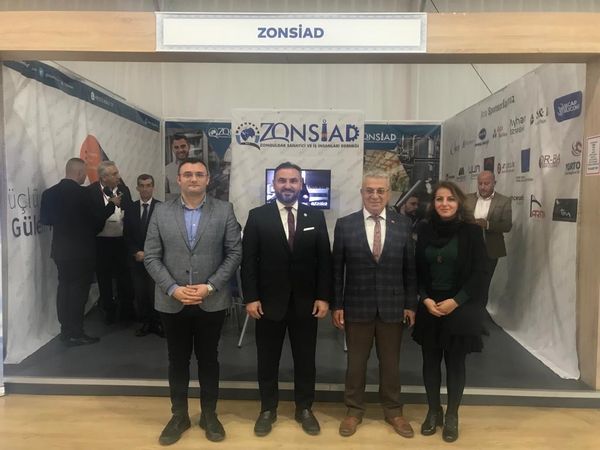  Sivil Toplum Kuruluşlarından Sorumlu İBB Danışmanı Sayın Hasan AKKUŞ ve Basın Yayın ve Halkla İlişkilerden Sorumlu Sayın Dilek KARAFAZLI  ziyareti