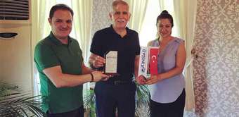 Sn. Serpil Cüntay ve Sn. Asım Cumhur Güner Yeni Üyemiz (KARAKDER) Kurucu Başkanı Sn. Metin Kara’yı Ziyaret Etti