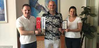 Sn. Serpil Cüntay ve Sn. Asım Cumhur Güner Yeni Üyemiz EKKAR Gıda Kurucu Ortağı Sn. Murat Arda Ekşi’yi Ziyaret Etti