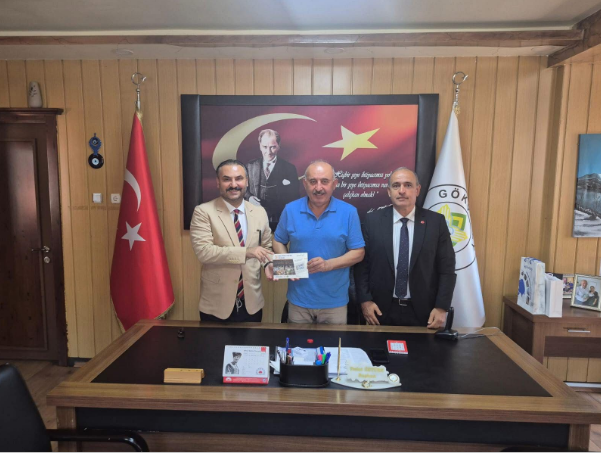 ZONSİAD olarak; Yönetim Kurulu Üyemiz Sayın Mehmet Tülübaş ile birlikte Gökçebey Belediye Başkanı Sayın Vedat Öztürk’ü makamında ziyaret ettik.