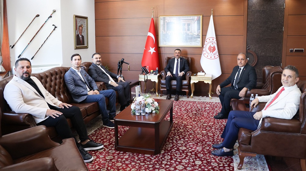 ZONSİAD Başkanı Nejdet Tıskaoğlu ve Yönetim Kurulu Üyeleri, Vali Osman Hacıbektaşoğlu’nu Ziyaret Etti