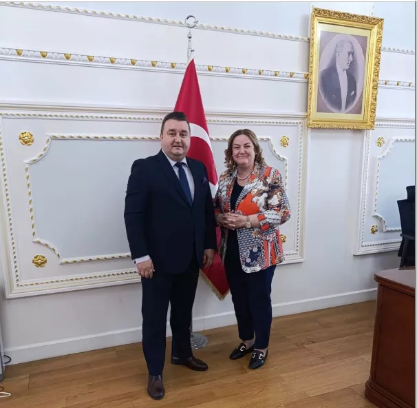 25-İstanbul Vali yardımcısı Sn. Özlem Bozkurt Gevrek