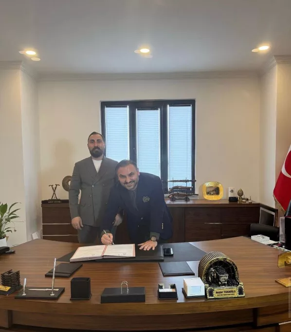 56-SKY Silikon Yönetim Kurulu Başkanı Sayın Cüneyt Aydemir